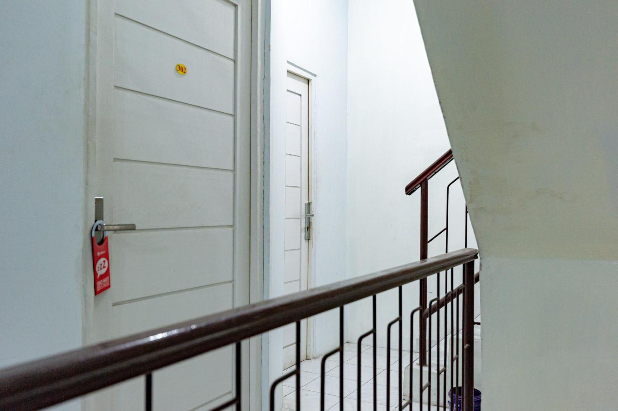 Reddoorz Near Rsud Dr Pringadi Medan 3 Hotel Kültér fotó